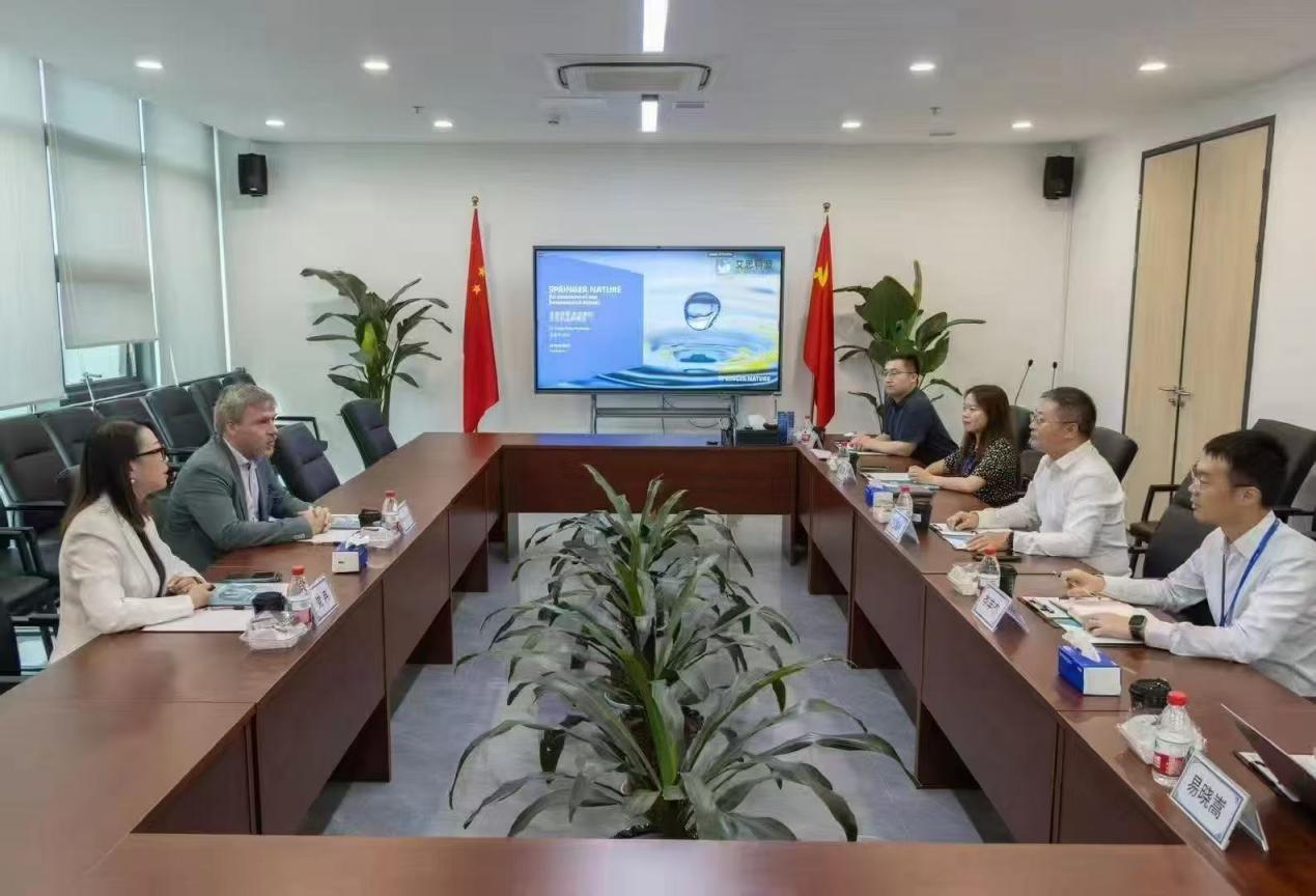 爱思唯尔出版机构交流现场